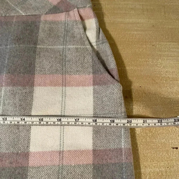 Vintage Y2K Joe Boxer wool/poly blend plaid mini skirt. Grey, pink and white. - Picture 7 of 10